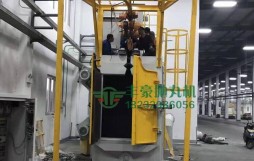 热烈祝贺新年第一台吊钩式抛丸机Q378在河北保定安装完成！